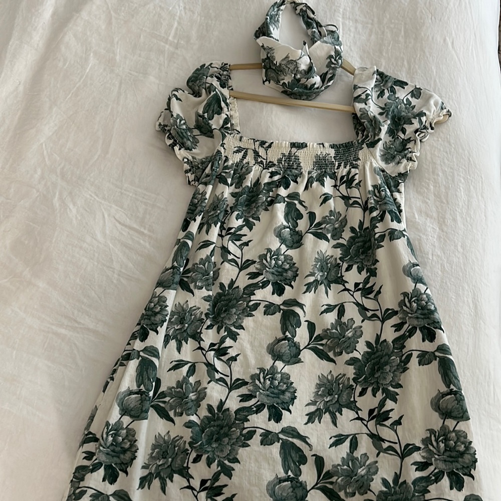 A&F Dress Size Medium